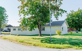 Spacious Villa Located In Beautiful High Coast
